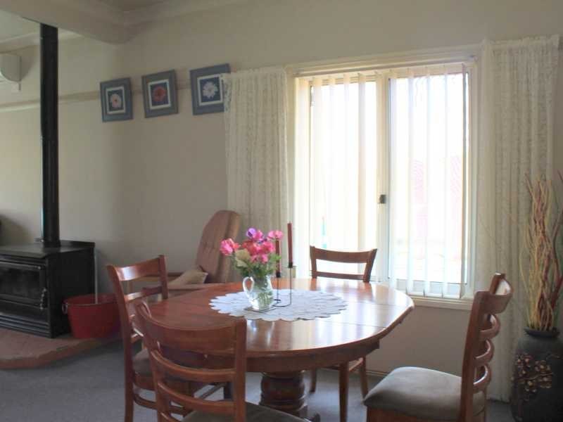 19 Kent Street, Tumbarumba NSW 2653