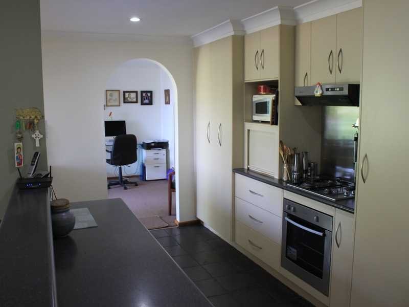 12 Regent Street, Tumbarumba NSW 2653