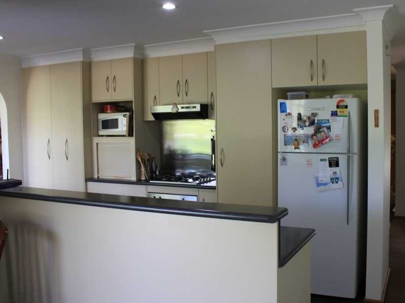 12 Regent Street, Tumbarumba NSW 2653