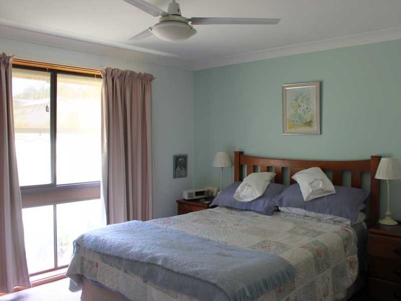 12 Regent Street, Tumbarumba NSW 2653