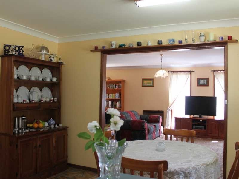 9 Lyne Street, Tumbarumba NSW 2653