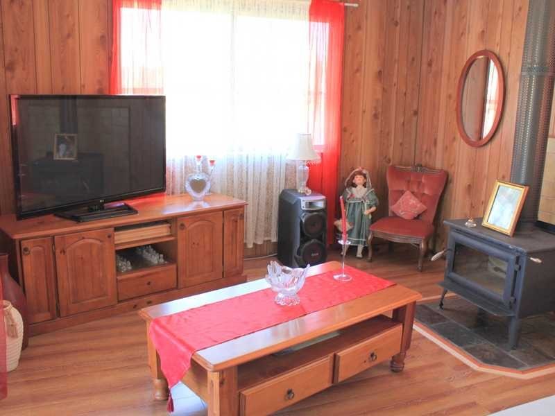 8 Lyne Street, Tumbarumba NSW 2653