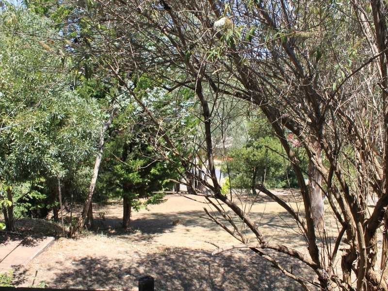 8 Lyne Street, Tumbarumba NSW 2653