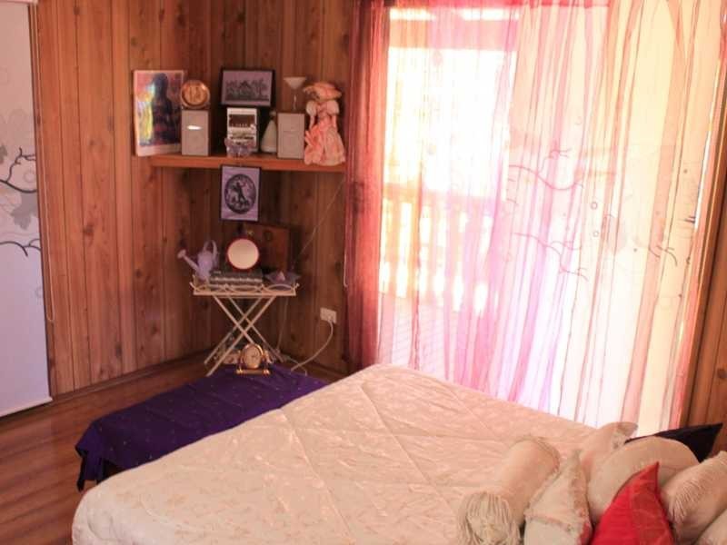 8 Lyne Street, Tumbarumba NSW 2653