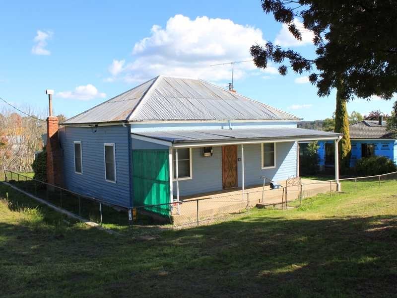 24 Regent Street, Tumbarumba NSW 2653