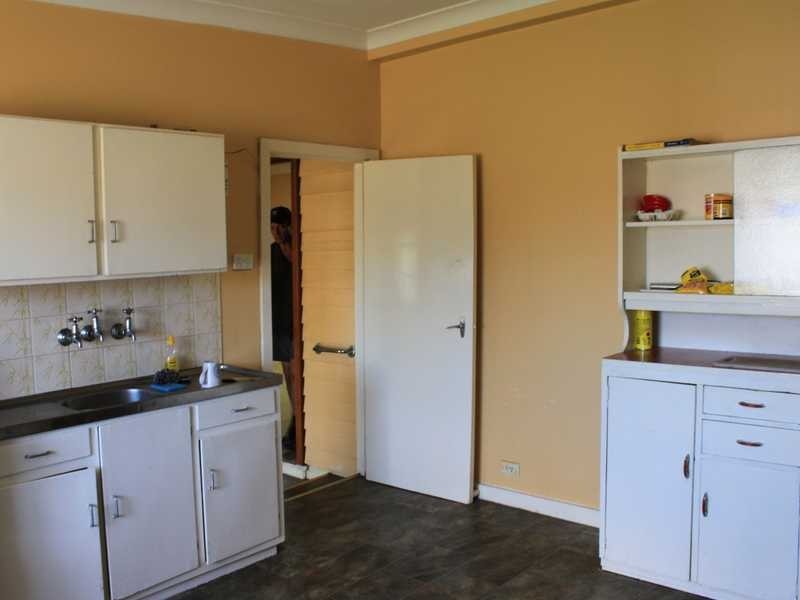 24 Regent Street, Tumbarumba NSW 2653