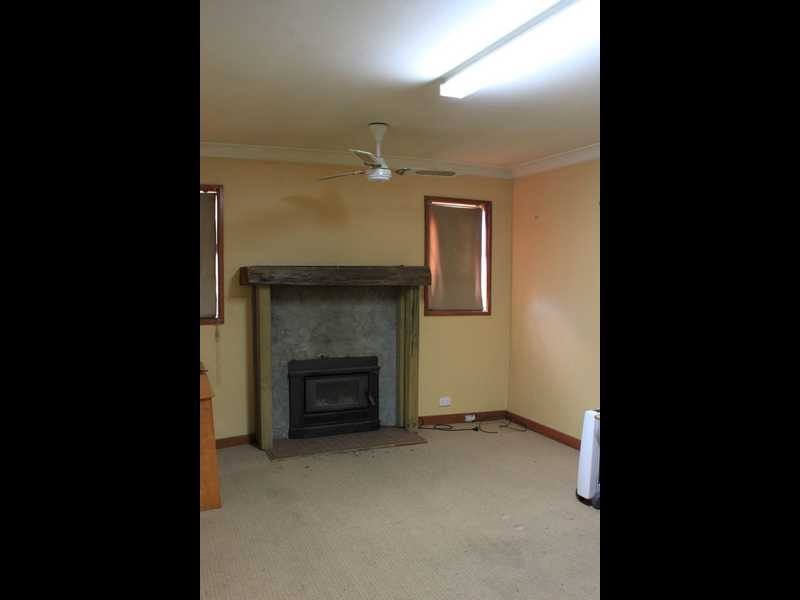 24 Regent Street, Tumbarumba NSW 2653