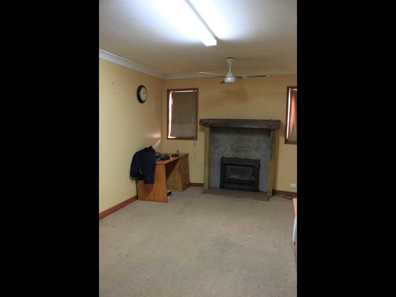 24 Regent Street, Tumbarumba NSW 2653