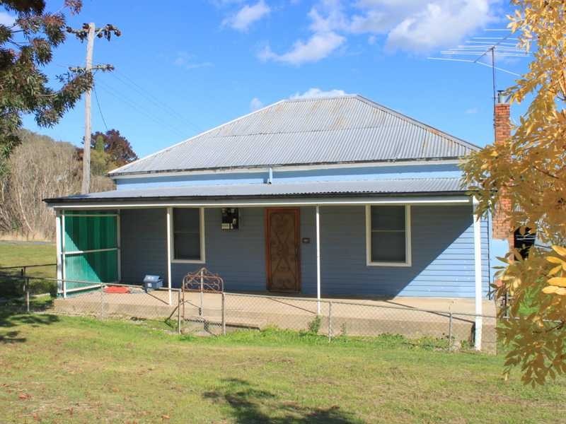 24 Regent Street, Tumbarumba NSW 2653