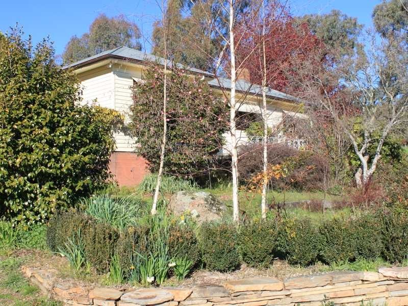 10 Power Street, Tumbarumba NSW 2653