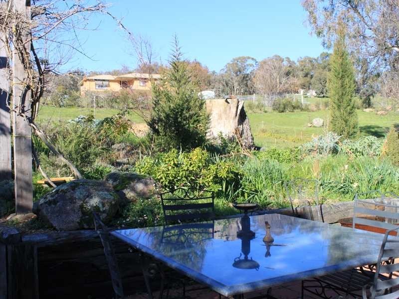 10 Power Street, Tumbarumba NSW 2653