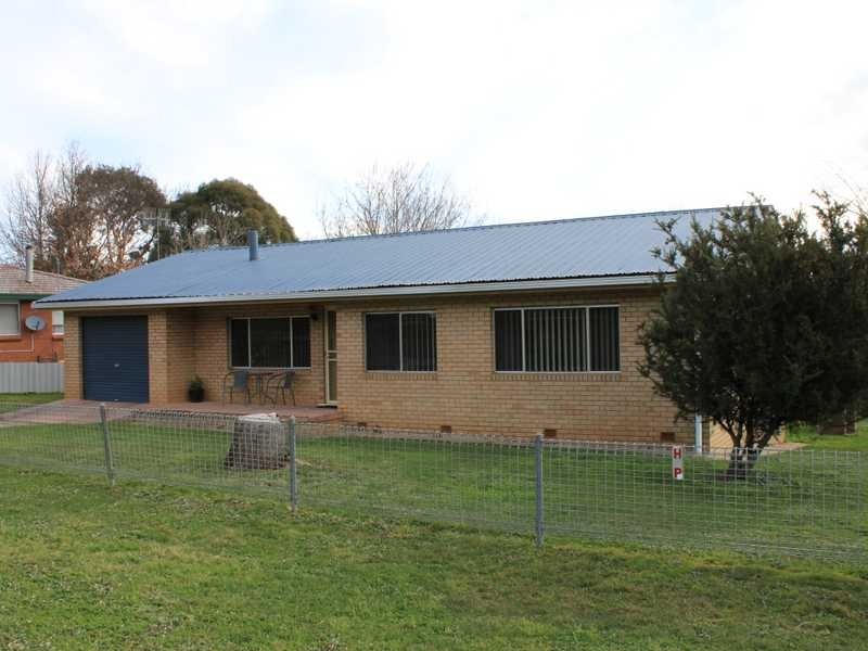 21 William Street, Tumbarumba NSW 2653