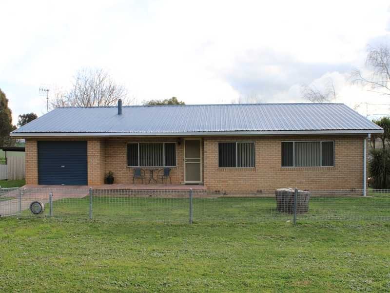 21 William Street, Tumbarumba NSW 2653