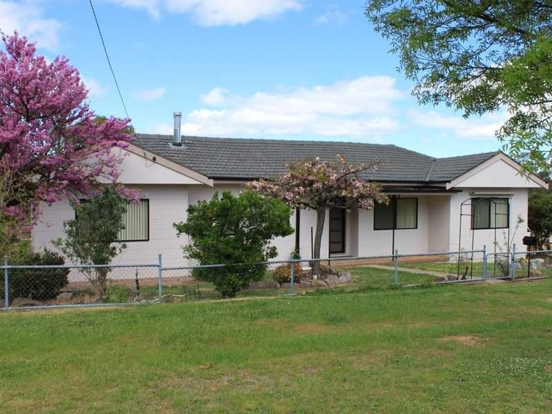 22 Regent Street, Tumbarumba NSW 2653
