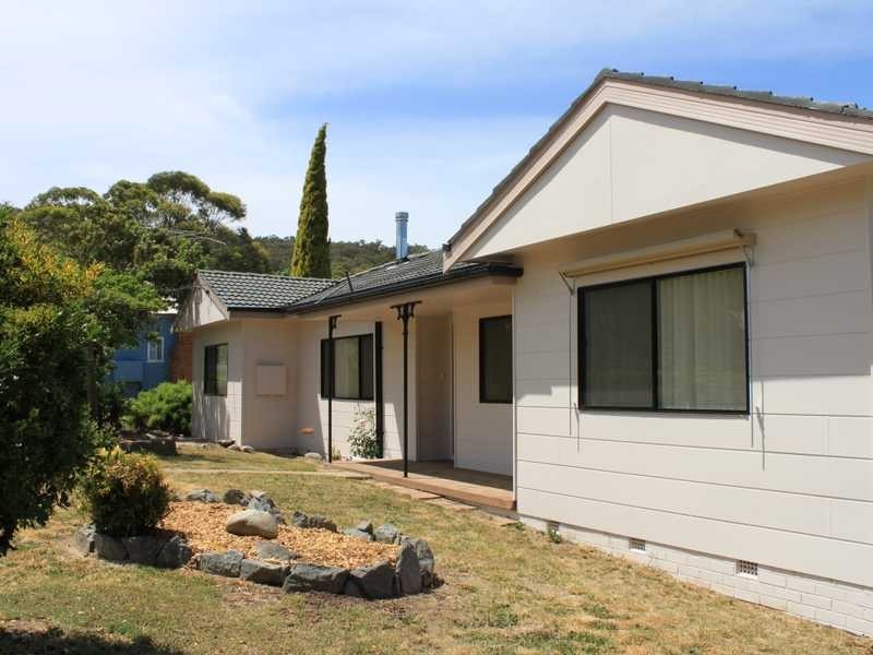 22 Regent Street, Tumbarumba NSW 2653