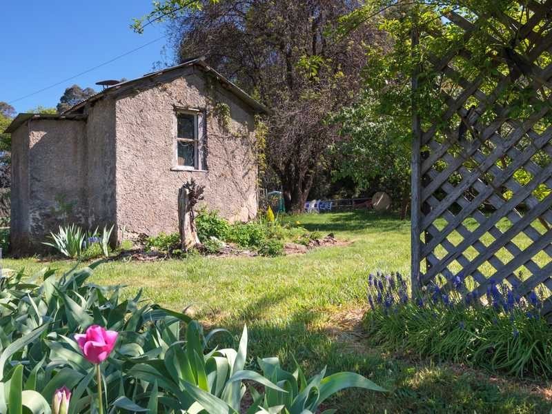 2150 Batlow Road, Laurel Hill NSW 2649