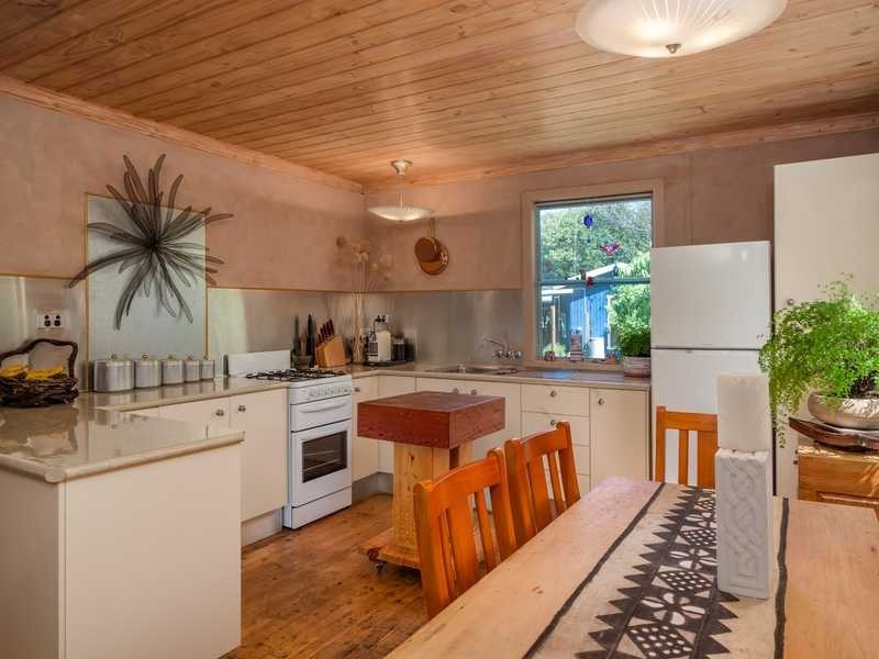 2150 Batlow Road, Laurel Hill NSW 2649