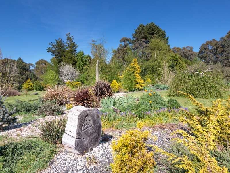 2150 Batlow Road, Laurel Hill NSW 2649