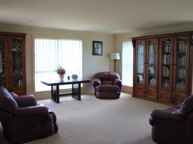 22 Emerson Street, Tumbarumba NSW 2653