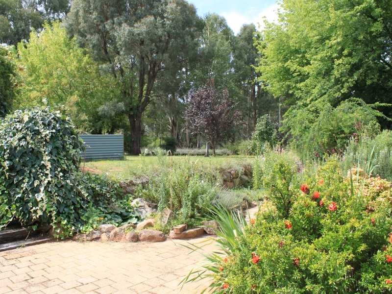 9 Coppabella Road, Tumbarumba NSW 2653
