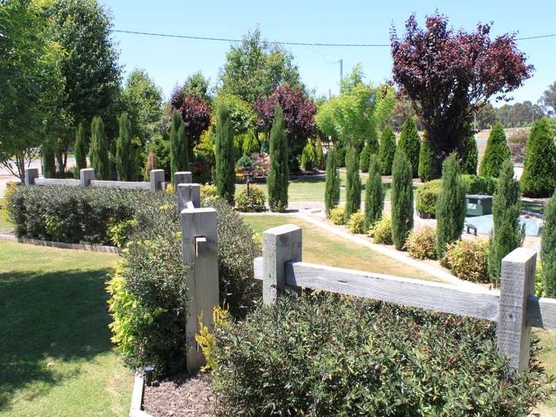 25 Carabost Street, Tumbarumba NSW 2653