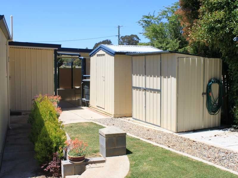 25 Carabost Street, Tumbarumba NSW 2653