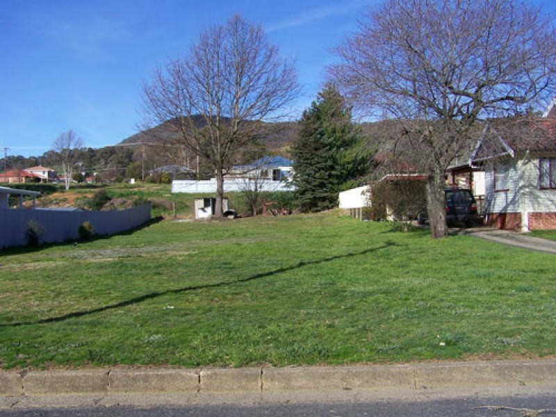 100 Winton Street, Tumbarumba NSW 2653