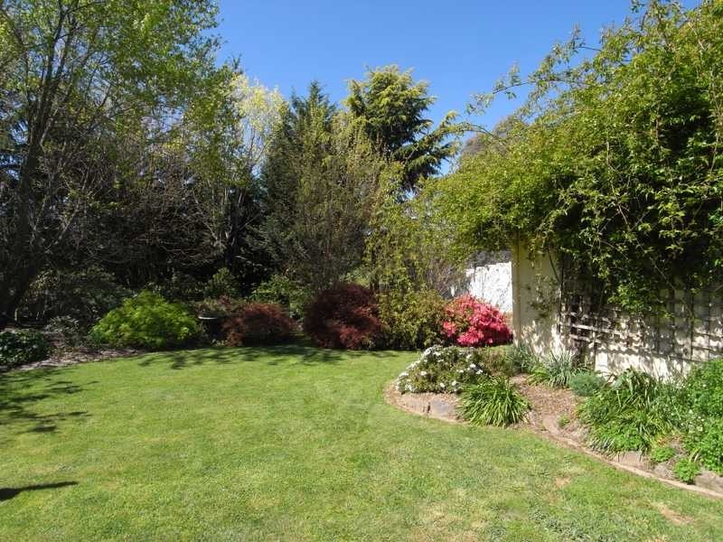 94 Albury Street, Tumbarumba NSW 2653