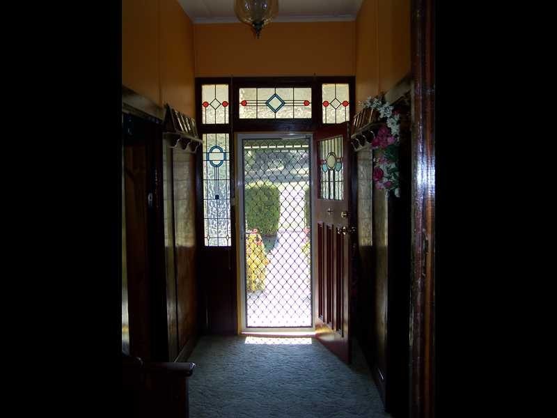10 Regent Street, Tumbarumba NSW 2653