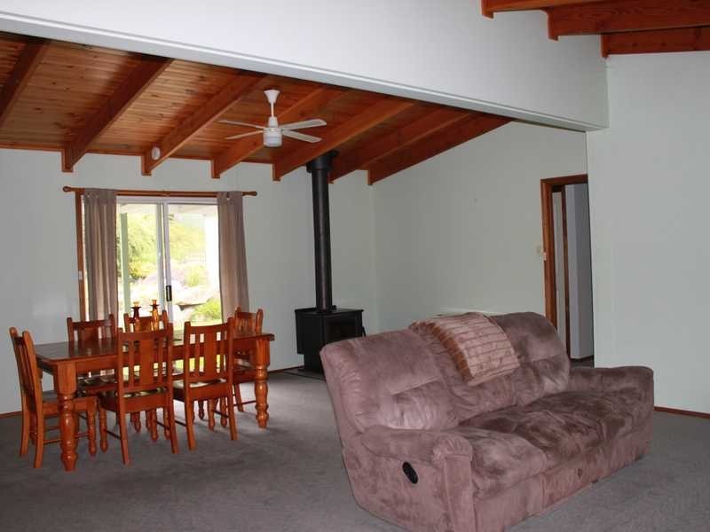 2 Kent Street, Tumbarumba NSW 2653