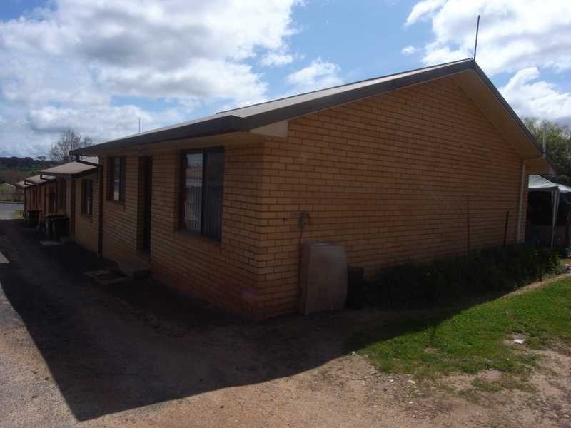 4/12 Gilbert Street, Tumbarumba NSW 2653