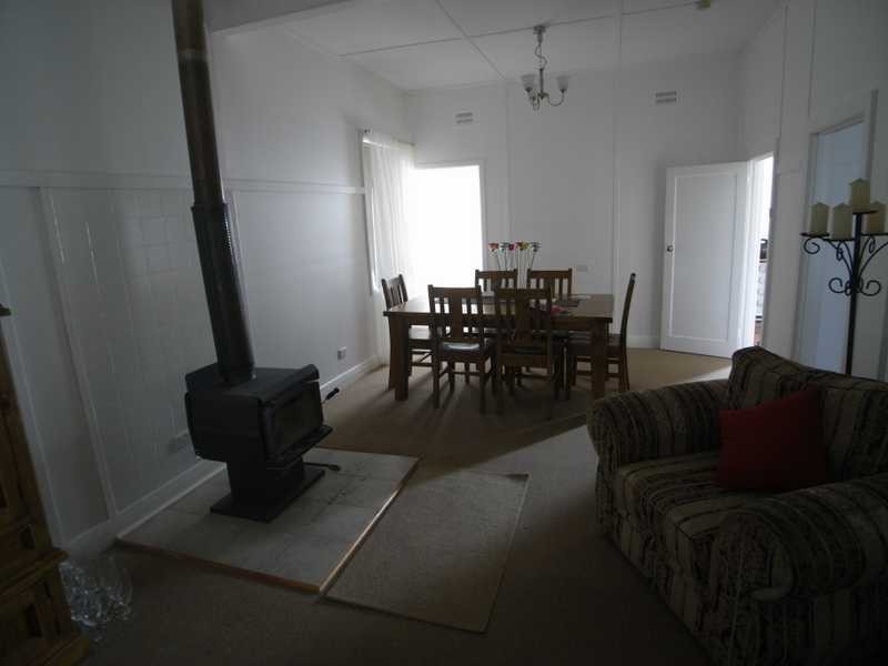 46 Winton Street, Tumbarumba NSW 2653