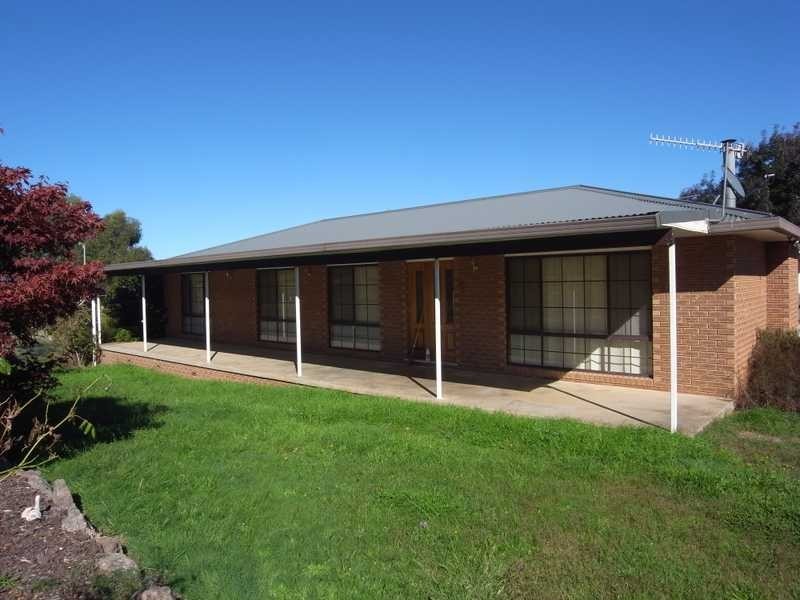 11 Park Street, Tumbarumba NSW 2653