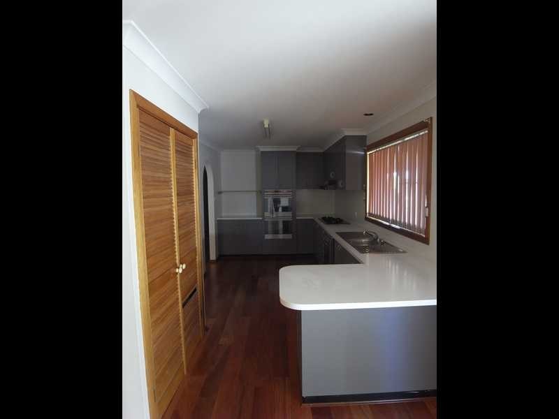 11 Park Street, Tumbarumba NSW 2653