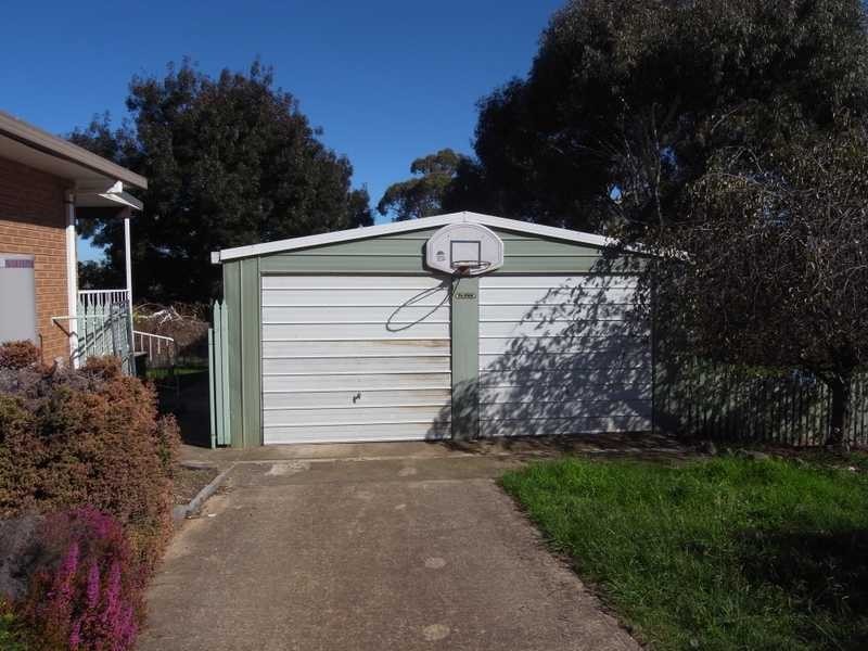 11 Park Street, Tumbarumba NSW 2653