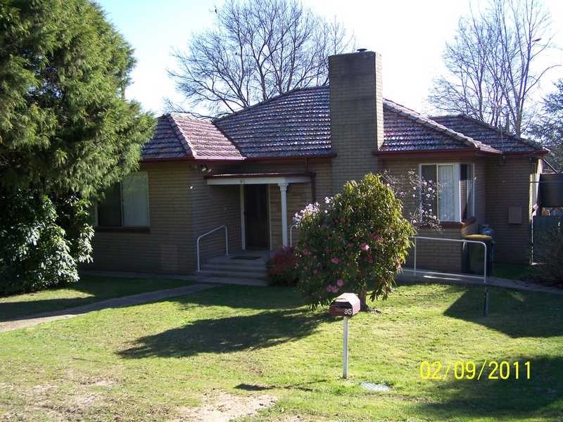 95 King Street, Tumbarumba NSW 2653