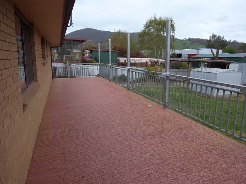 3 Lynne Street, Tumbarumba NSW 2653