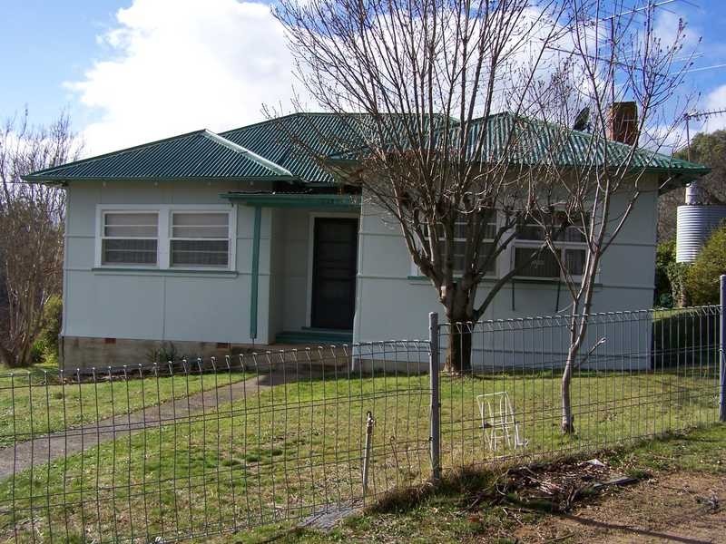 21 Power Street, Tumbarumba NSW 2653