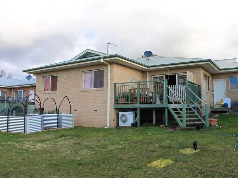 106 Albury Street, Tumbarumba NSW 2653