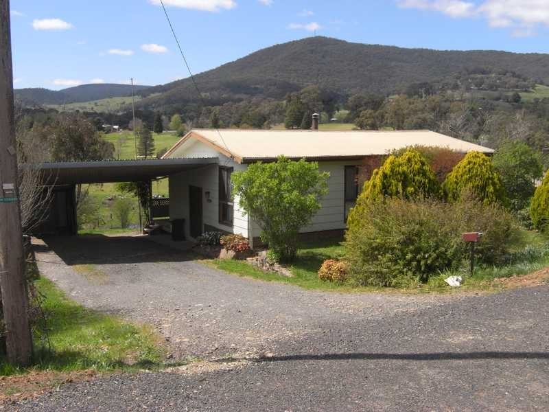 144 Batlow Rd, Tumbarumba NSW 2653