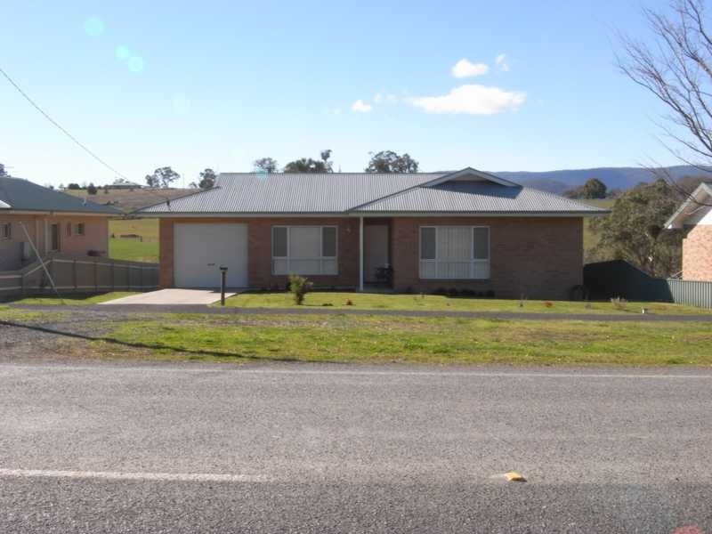 104 Albury Street, Tumbarumba NSW 2653