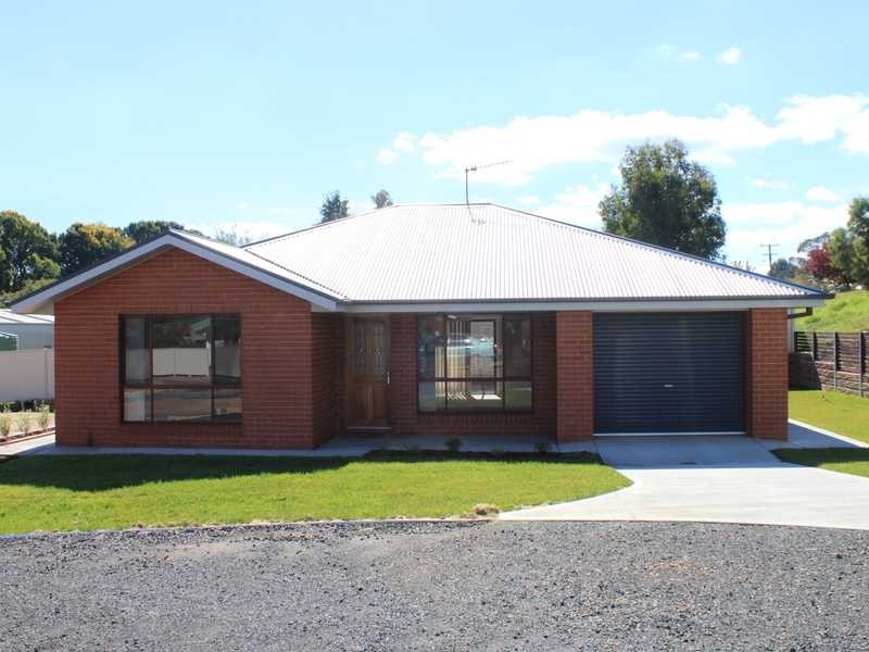 89-93 Winton Street, Tumbarumba NSW 2653