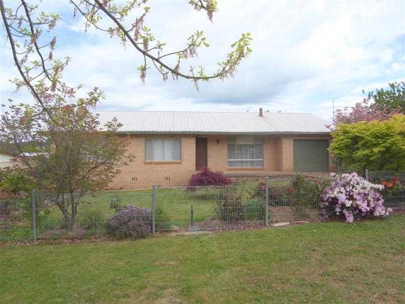 89 King Street, Tumbarumba NSW 2653