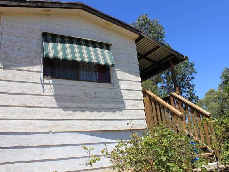 8 Lyne Street, Tumbarumba NSW 2653