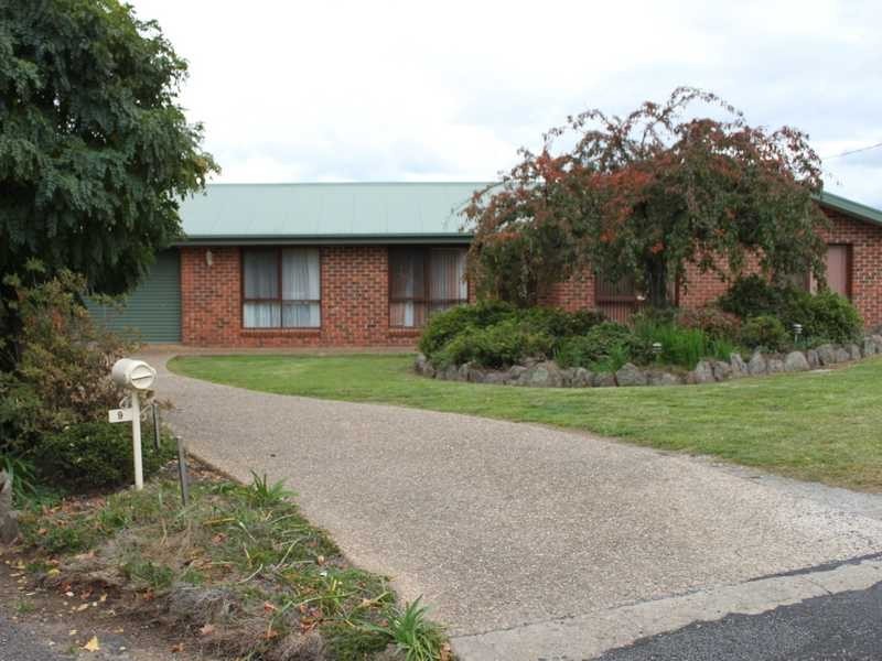 9 Power Street, Tumbarumba NSW 2653