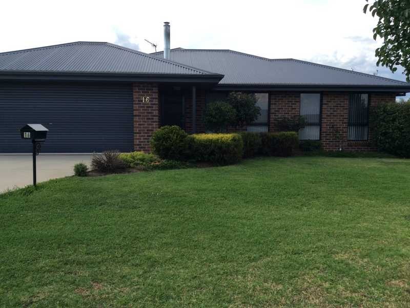 16 Burgun Drive, Tumbarumba NSW 2653