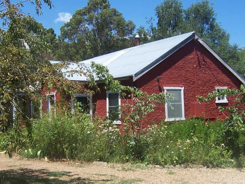 2150 Batlow Road, Laurel Hill NSW 2649