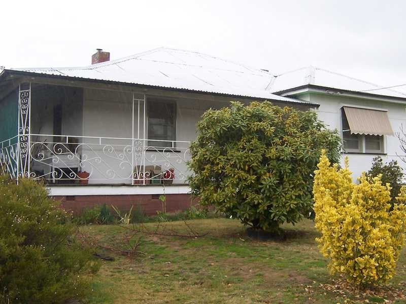 34 Winton Street, Tumbarumba NSW 2653