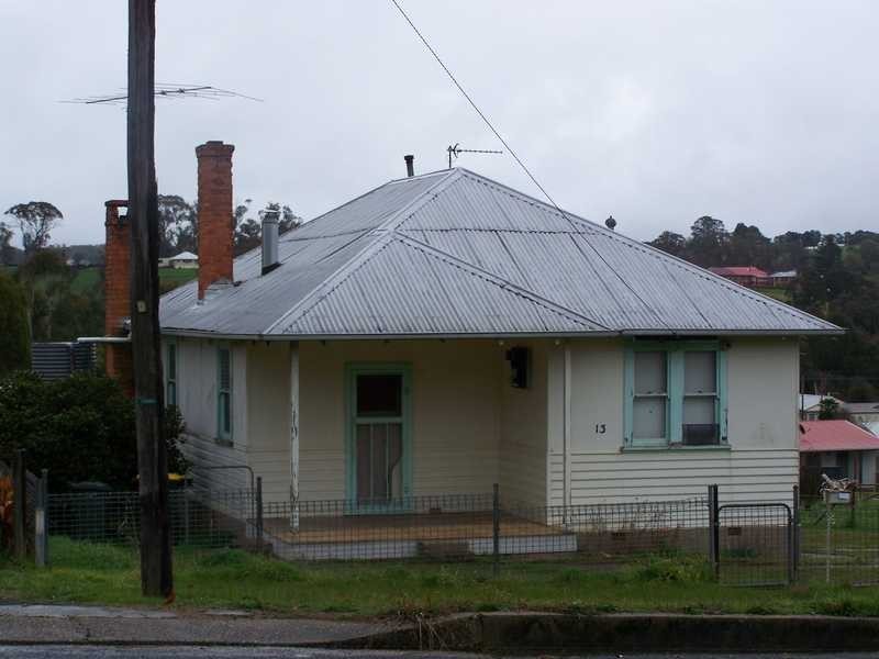 13 King Street, Tumbarumba NSW 2653