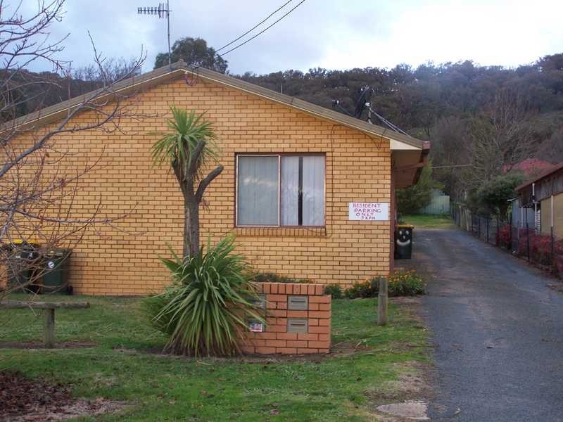 1/12 Gilbert Street, Tumbarumba NSW 2653